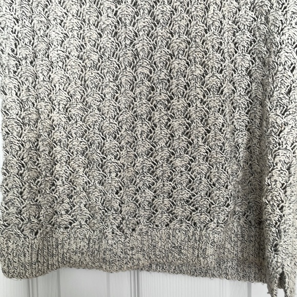 Lou & Grey cable knit sweater - Picture 2 of 3